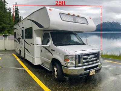 Denali Searcher 28 motorhome in Alaska, ideal for Wohnmobil mieten Alaska and family travel. Alaska RV rental with Clippership RV