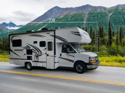 Adak Argonaut 23 motorhome parked in Alaska near the Kenai Peninsula, ideal for noleggio camper Alaska